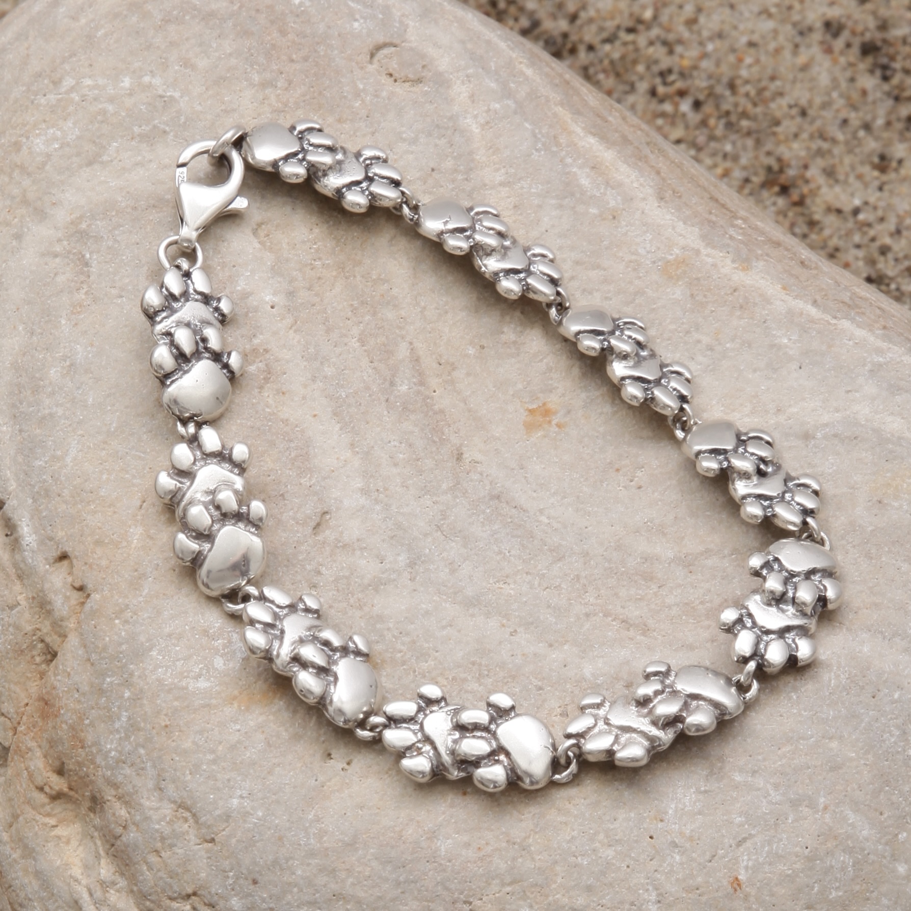 Double Paw Link Bracelet Hover