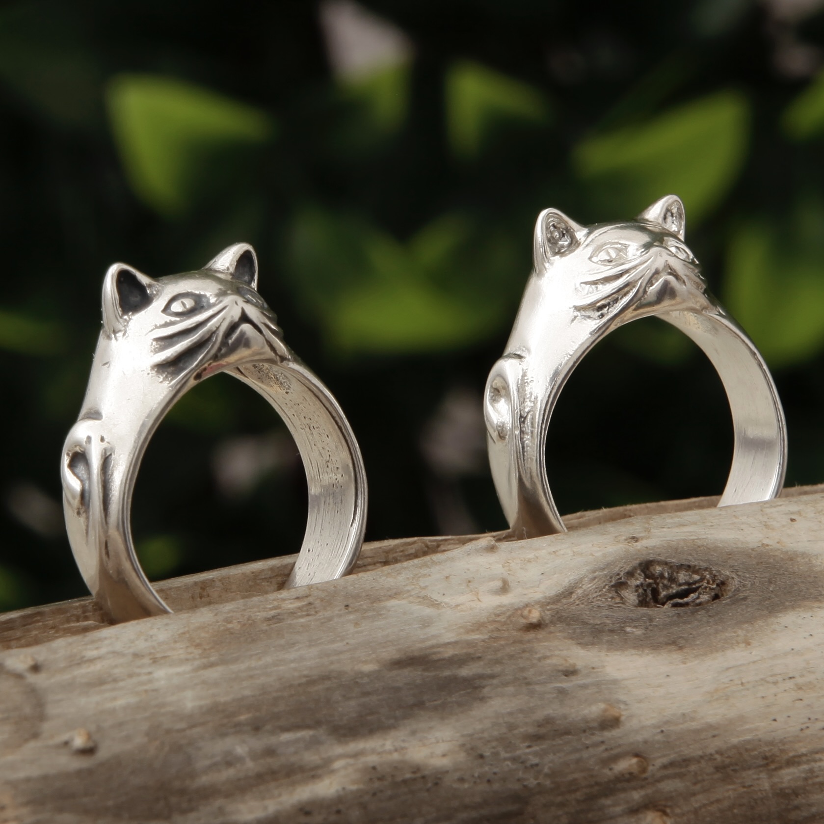 Feline Queen Ring